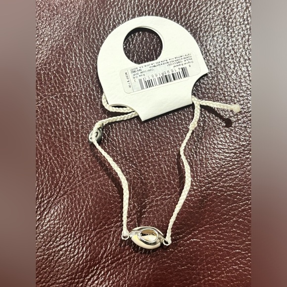 Pura Vida White Puka Shell Bracelet NWT - Picture 4 of 4